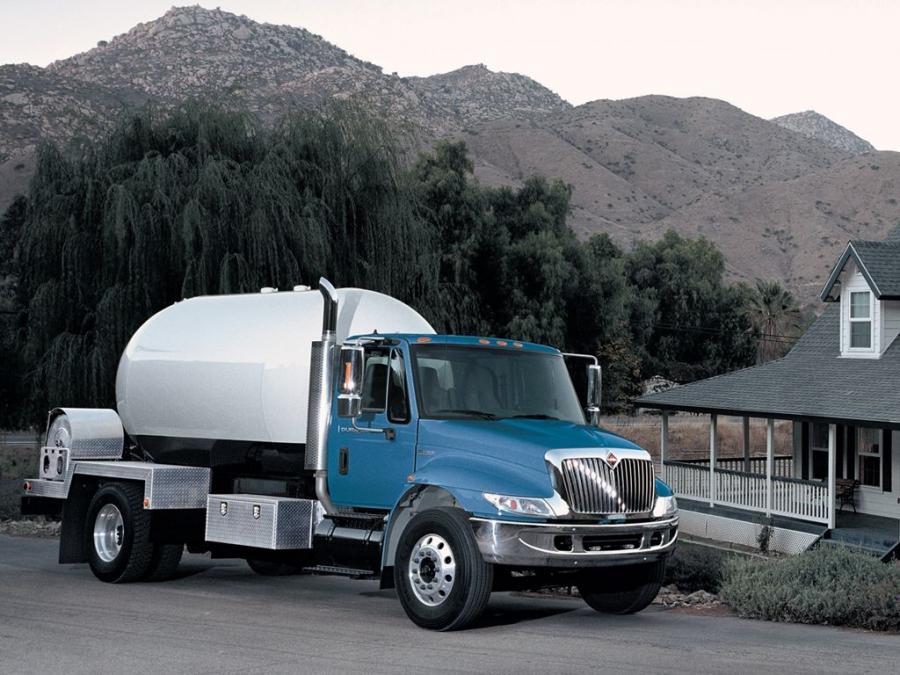  International DuraStar 4300 Tanker 2002 года  (фото 2 из 3)